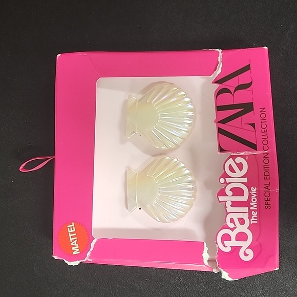 ZARA Barbie Shell Earrings - Picture 2 of 9